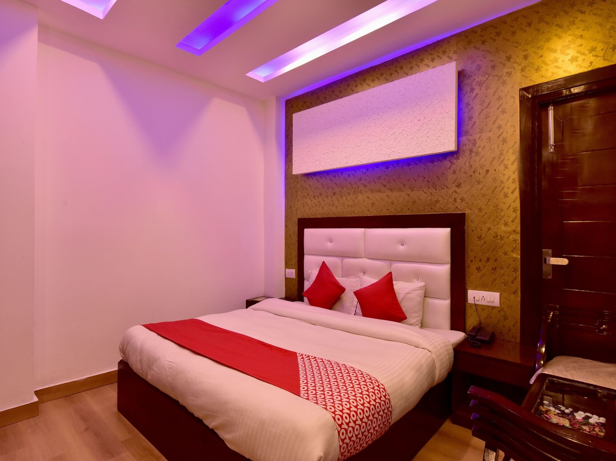 Oyo 22664 Whispering River Hotel
